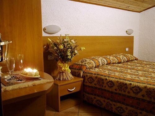 Hotel Milano Piazzatorre Extérieur photo